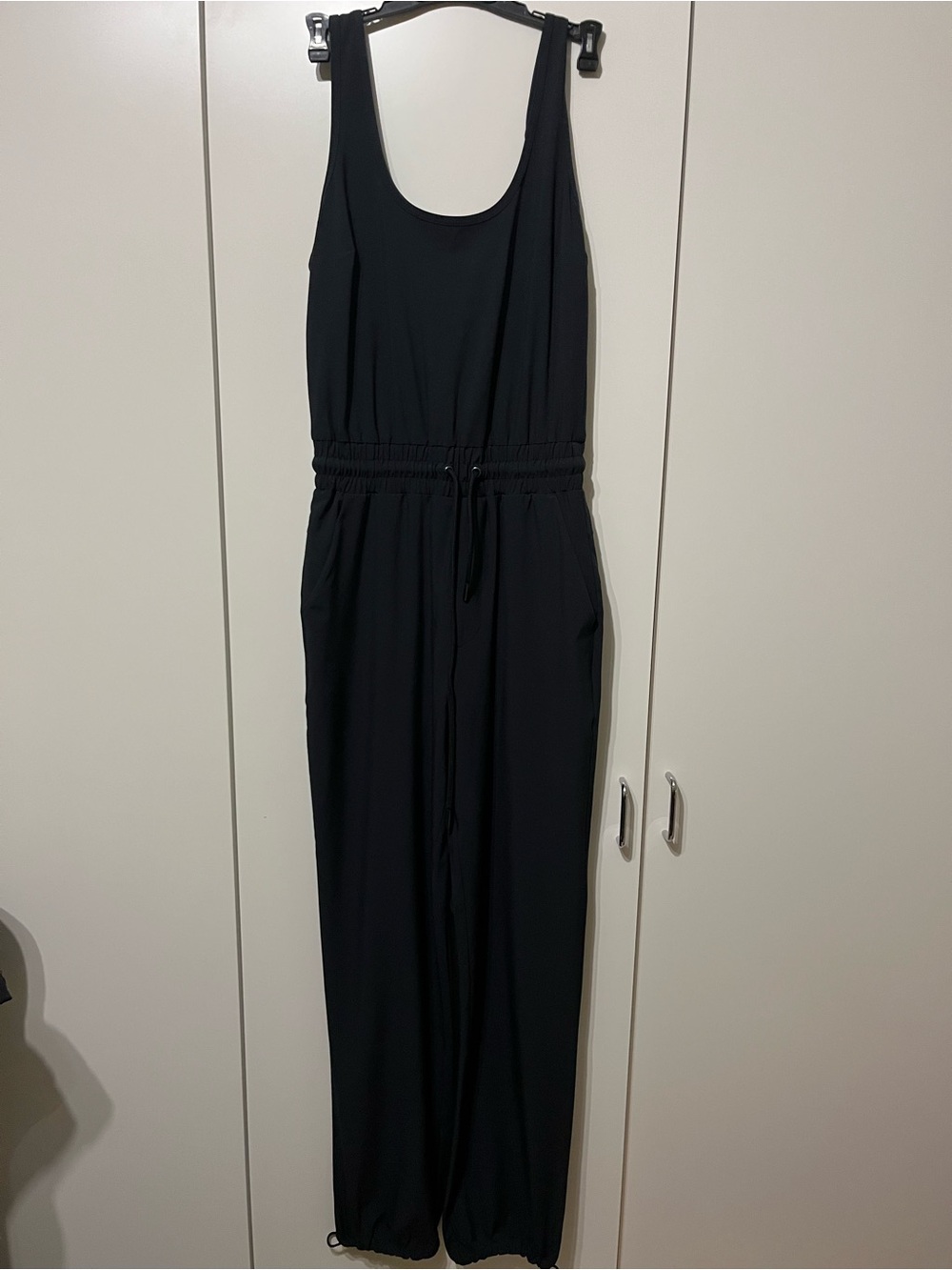 Abercrombie & Fitch
Traveler Smocked Waist
Jumpsuit Romper
